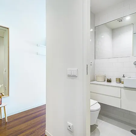 Bombarda 250 By Lovelystay * פורטו