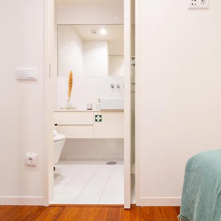 Apartment Bombarda 250 By Lovelystay Porto