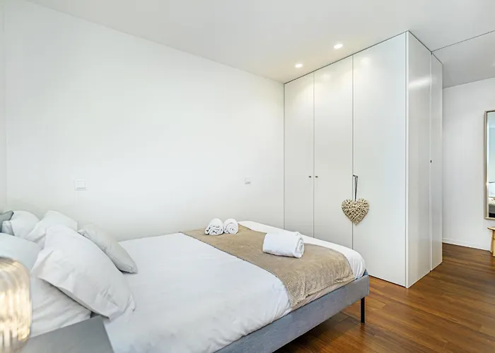 Bombarda 250 By Lovelystay Porto