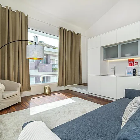 Bombarda 250 By Lovelystay アパート