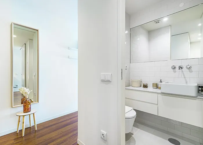 Bombarda 250 By Lovelystay * פורטו